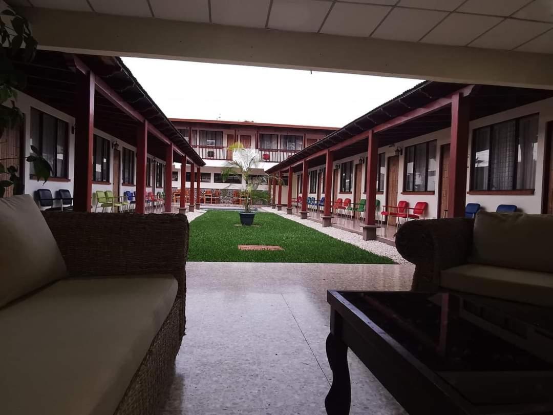 Hotel La Siesta Liberia Eksteriør billede